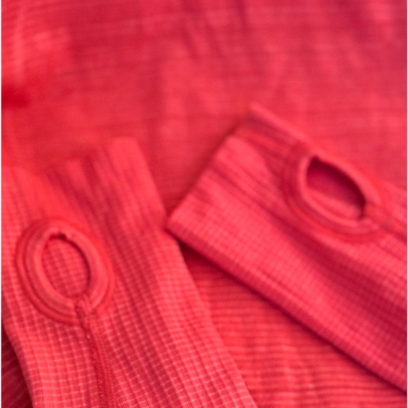 LULULEMON RUN SWIFTLY TECH LONG SLEEVE CREW IN HEATHERED BOOM JUICE - Picture 6 of 12